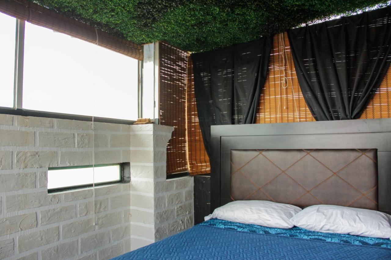 Hotel Boutique Charlotte Arandas Exterior foto