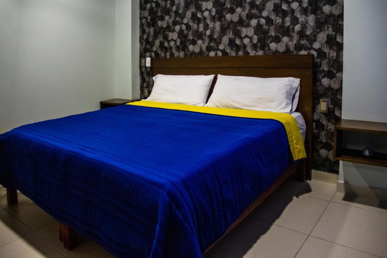 Hotel Boutique Charlotte Arandas Exterior foto